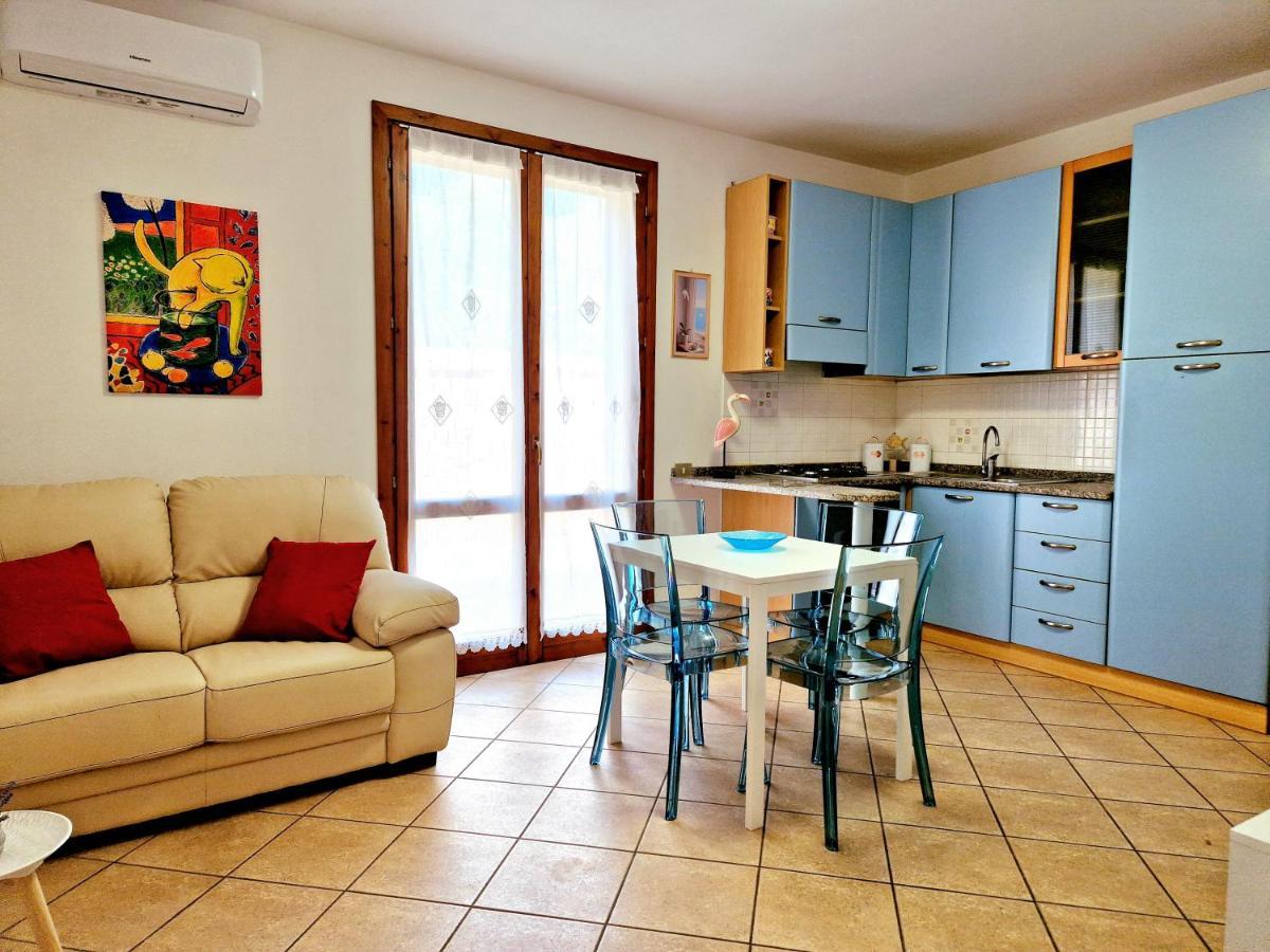 Dimora Rena Dorada - Apartment In Pula, Sardinia, Italy Zewnętrze zdjęcie